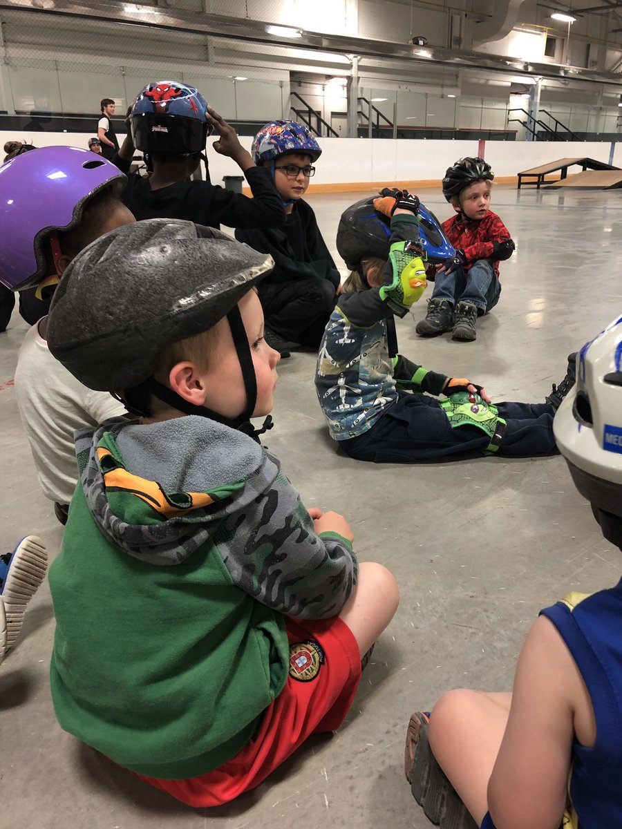 KidsCancerCare's tweet photo. At our PEER exercise programs, the kids got to test out all the skills that we learned during the fall & winter! A huge thank you to Calgary Recreation Community Mobile Skateparks for teaching the kids unique & awesome skills & for making this session so much fun! #getmovingyyc https://t.co/LV8Sggx3D8