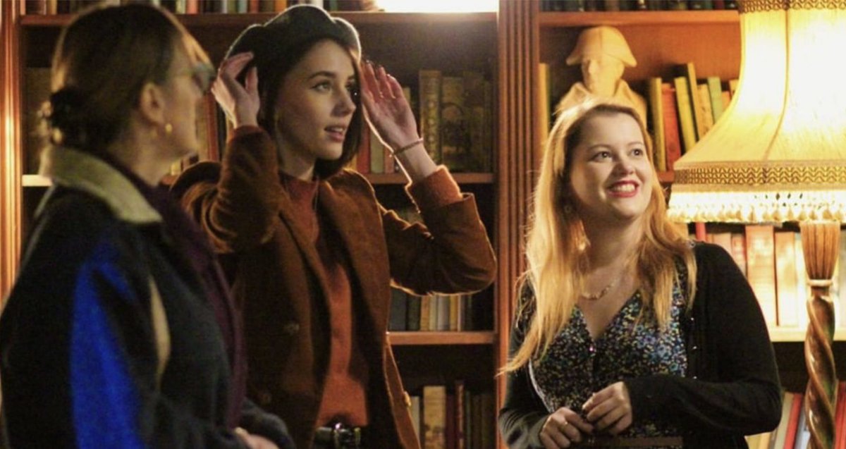 Coslocked's tweet image. Oh hi there 👋🏻 this was a nice surprise from when we did the @221B Sherlock Escape Room. If you haven’t done it already, you HAVE TO! It is a dream come true for any Sherlock fan! 🕵🏻‍♀️🕵🏼‍♀️