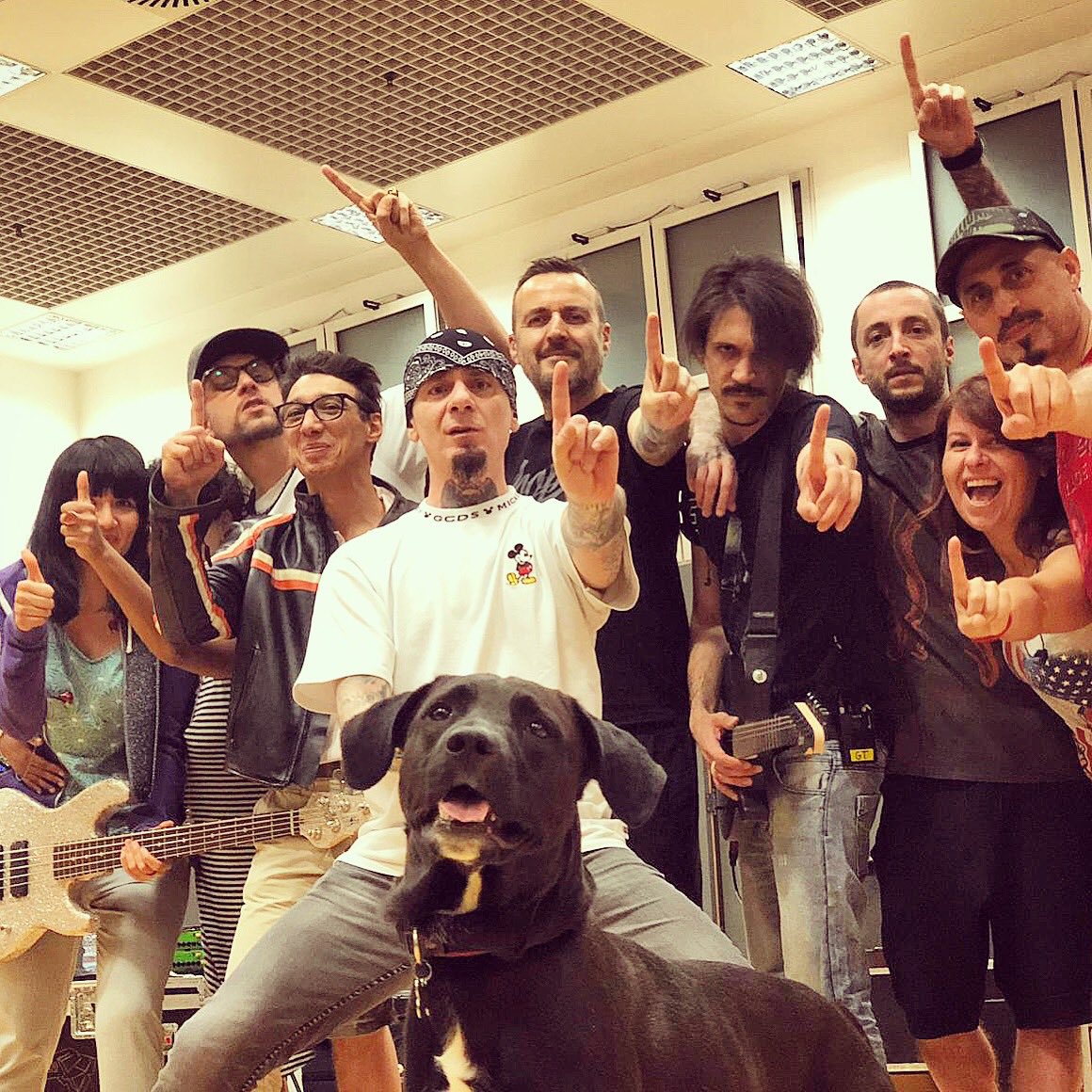 Oggi sono finite le prove !!
Domenica la prima data a Treviso 🔥Siete pronti? 
<a href="/jaxofficial/">J-Ax</a> 
#jax #accademiadelletestedure #articolo31 #25anniversary #summertour #tourlife