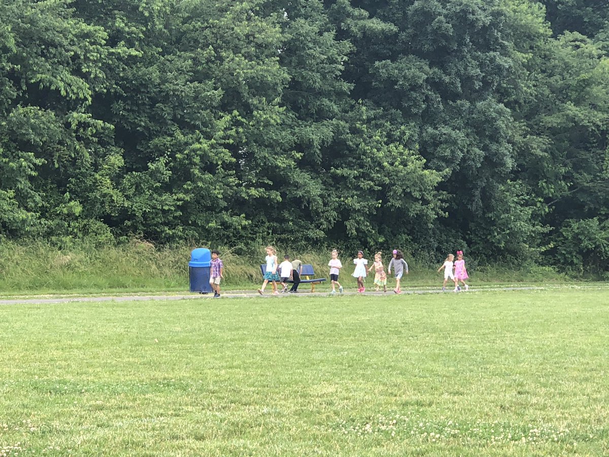 Kristen Barker tweet media