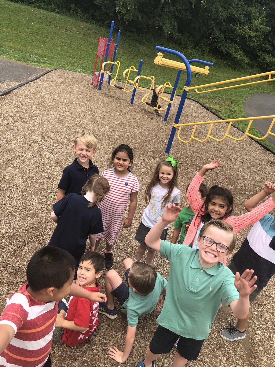 Kristen Barker tweet media