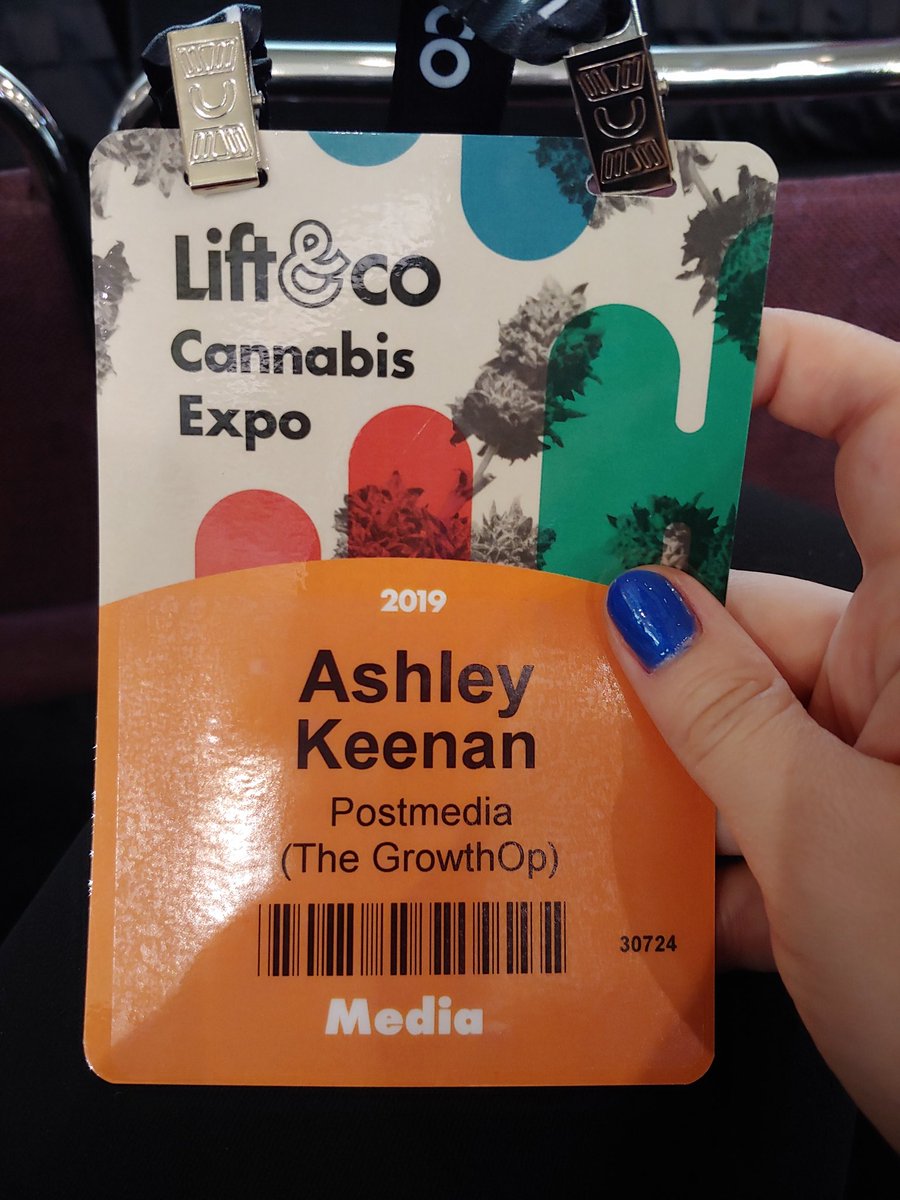 askcannaqueen's tweet photo. I'm at @liftandco today and tomorrow. If you see me come and say hi! Ps I give great hugs ๐ค #LiftCoExpo #media #soakingupknowledge https://t.co/96wDX5Z3d5