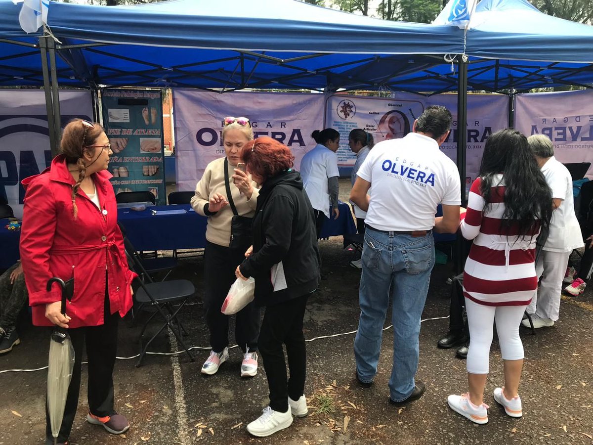 EdgarOlveraMX's tweet photo. Llevamos a cabo nuestra jornada médico asistencial en la zona de Circuito Escultores, muchas gracias a todos los vecinos por su asistencia y apoyo.
#Naucalpan #Dtto29 #EdoMex https://t.co/9rINGs7K7t