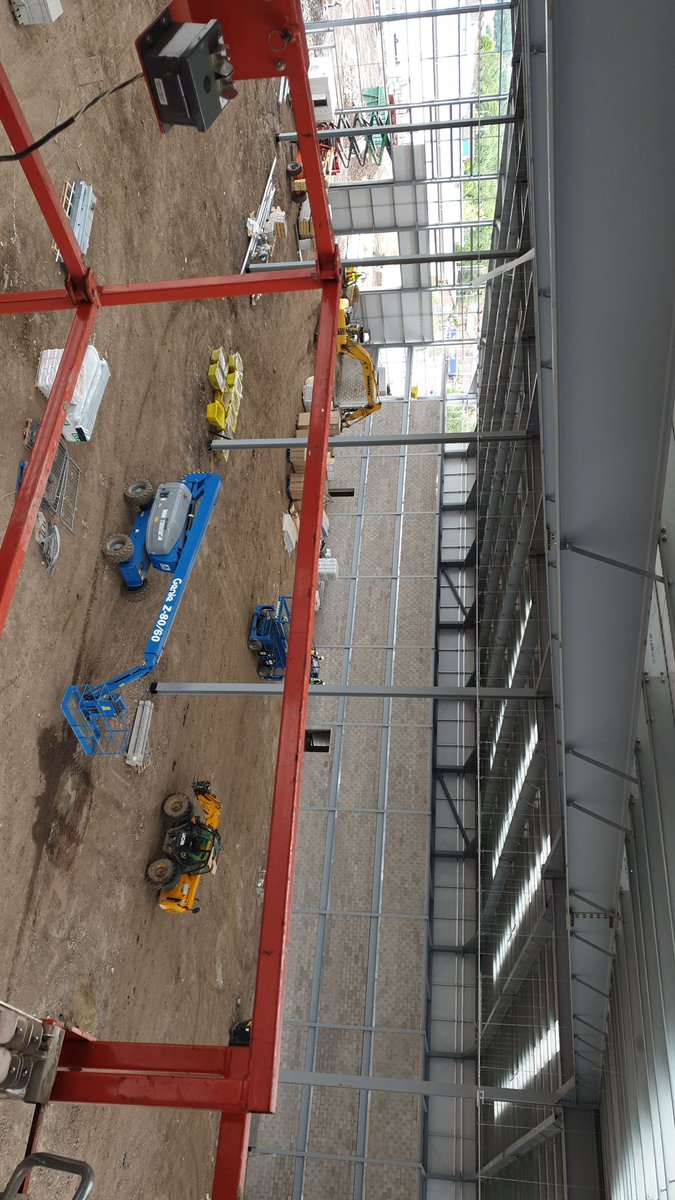 SUREFIREUKLTD's tweet photo. Installation of #airsampling #vesda and #firealarm coming on nicely in #manchester. It's a busy site but we love a challenge https://t.co/m9F5B8S1du