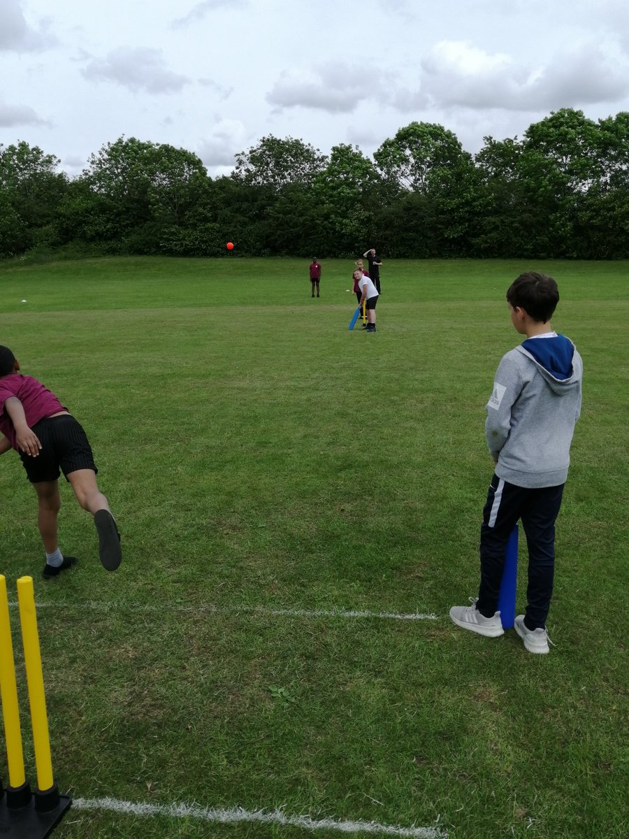 CoventryCS's tweet photo. Great week of 🏏 at our annual festivals. Thank you to @Standard_CC for hosting the west festival &amp; @warks_wcb. Well done @OLACoventry @HolyFamSchCov @SaintOsburgs @sjohnvianney for taking part! Congratulations to:
🥇- @CTKPrimaryCov 🏆
🥈- @AllSoulsPrimary 
🥉- @GoodShepherdCOV https://t.co/F8pfxtXRi6