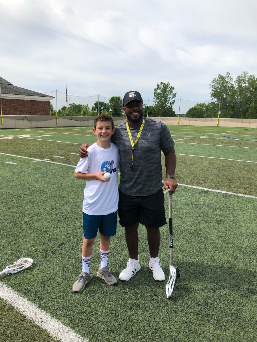 JMDavis04's tweet photo. Nothing but respect for β¦@trevorbaptiste9β© who took time this morning to give back and inspire young lax players in CT #LaxDays #FaceOffKing #TeamUSA #ReadyForCONNYs https://t.co/yFw32iIENV