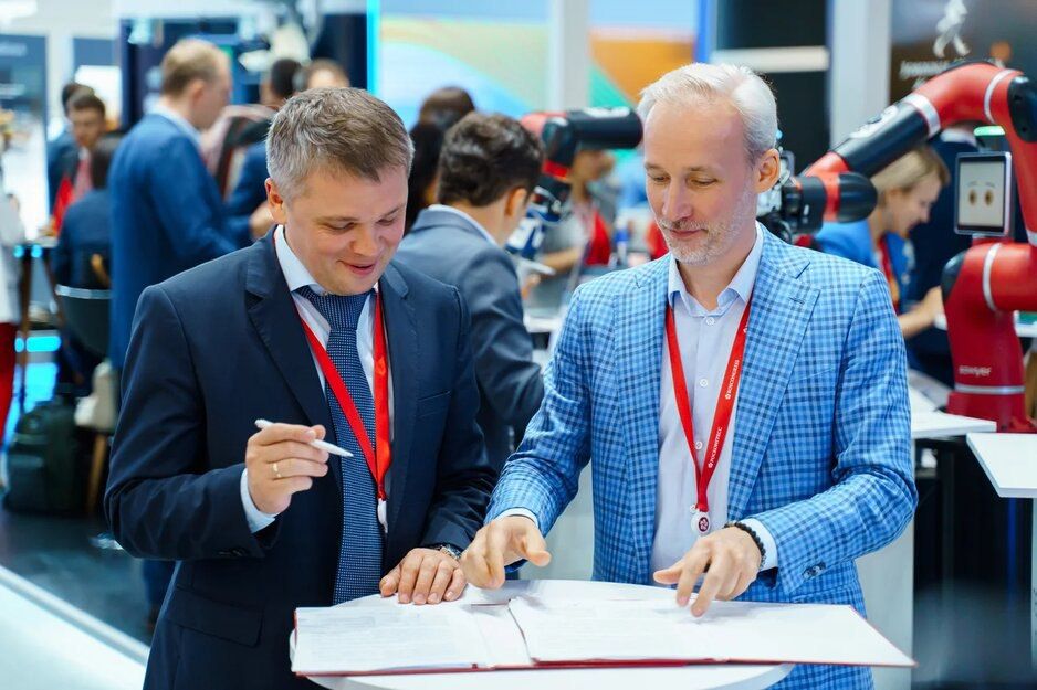 Universa_News's tweet photo. 7 June, SPIEF Territory of Innovations platform – Ugra Development Foundation and Universa signed a technology partnership agreement for launching future-oriented projects under the Digital Economy program. #Universa #Smartugra #SPIEF2019 https://t.co/csusAyDRi9
