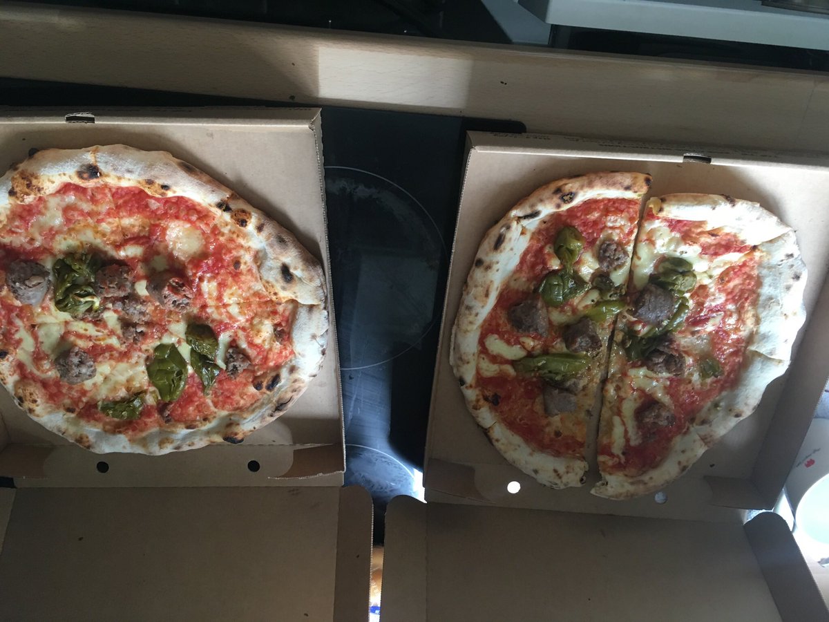 rose_treasure's tweet photo. @FrancoMancaPizz collected a pizza from the new Birmingham restaurant this evening to take home and they have got my order completely wrong. Not the best experience! #disappointing #wheresmyricotta https://t.co/jTFGPE6rCY