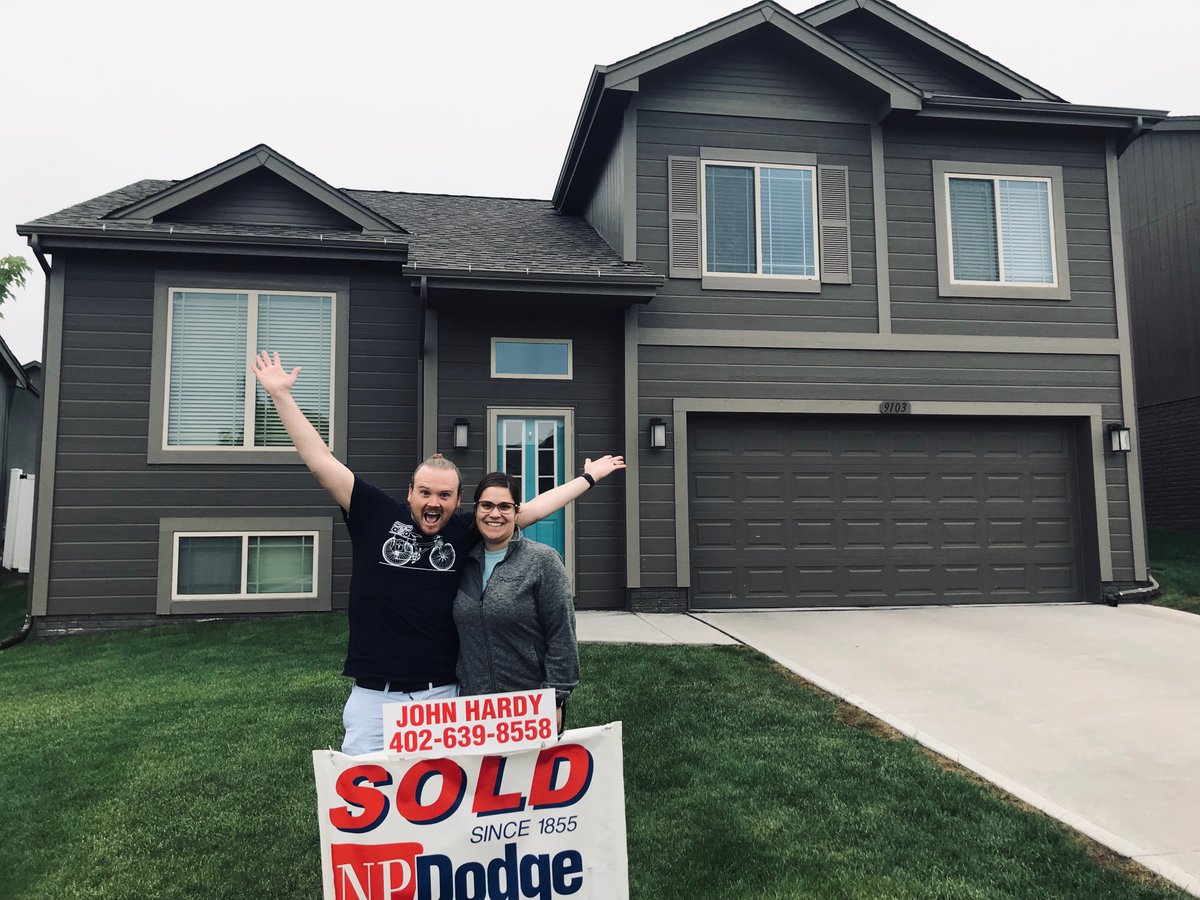 SOLD in a week for more than listed price. That's been my last three listings over the last 4 weeks. I love when my strategy proves itself and my sellers are HAPPPY!