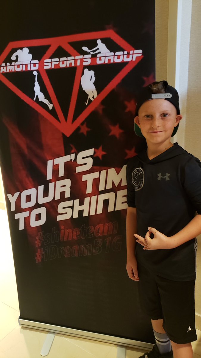 GainesDabin's tweet photo. All checked in and ready to go!!!
#ReadyForPractice #WHYIGRIND #BTruQBTraining #D1Savage
#AllStarGame #Houston
@GWoodDogPound @PlayBookAthlete @baylintrujillo @CoachMattioli @d1_savage @Youth1Football @GaGridiron1 @GroundYouth @BretCooper43 @ODFBall @QBHitList @QBmag https://t.co/qIPc8wlZBE