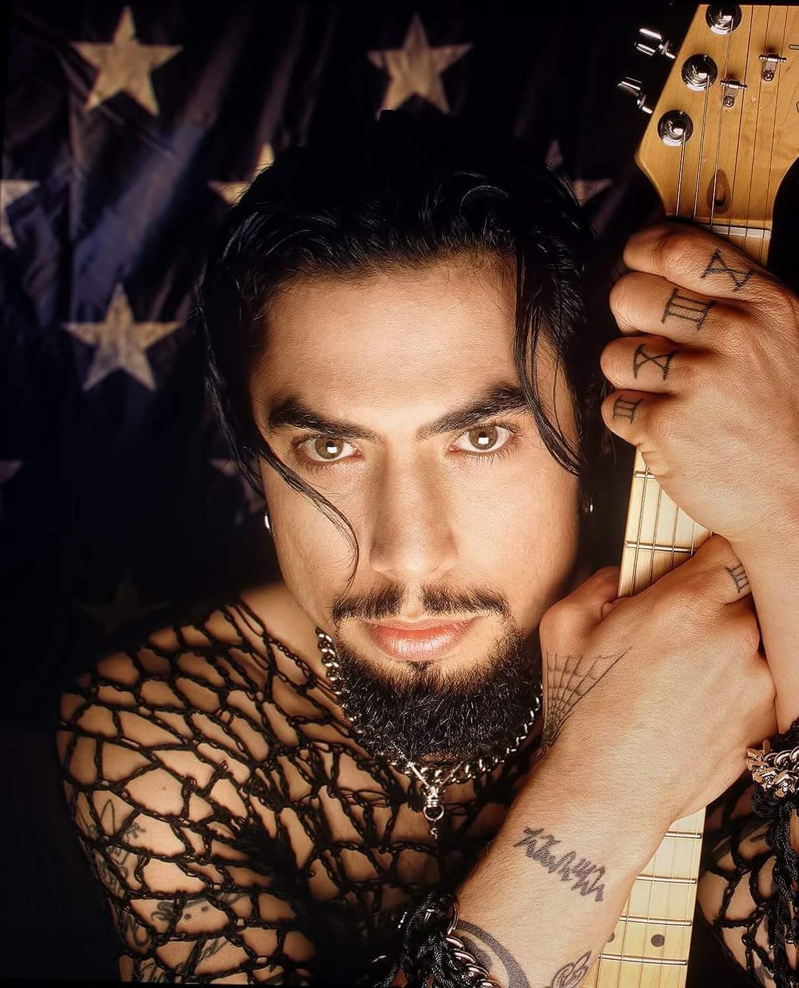 Happy Birthday Dave Navarro!   