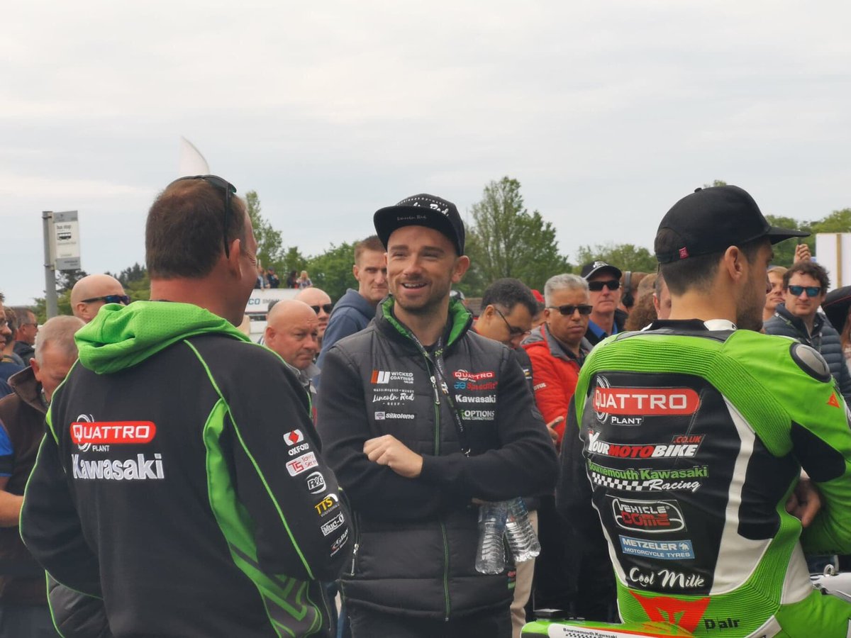 GIrwinRacing's tweet photo. Falling in love with @iom_tt . It’s time to return in leathers. #buzz #debut https://t.co/M34JOl8rBl