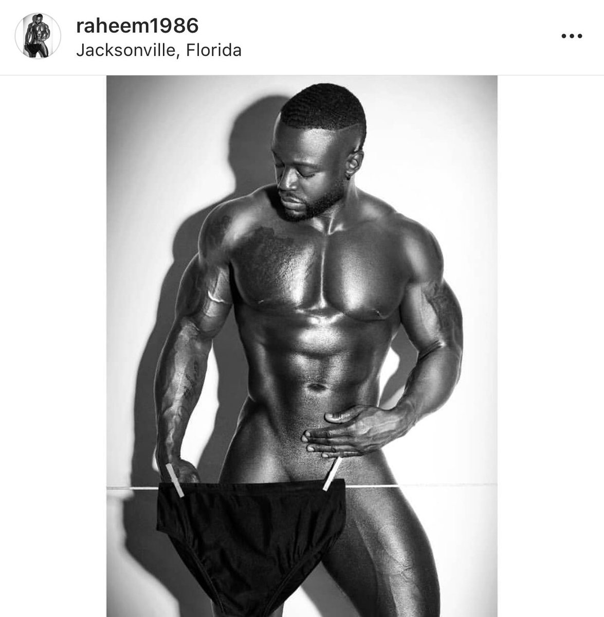 JuiceeeEnt's tweet photo. New Dancer Alert 🚨 🔥🔥💪🏾 https://t.co/x2jzjMDcE4