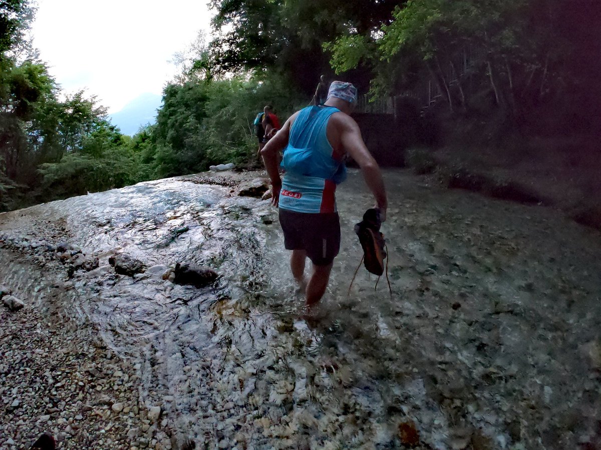 AbaZuani's tweet photo. Ormai avrete capito che il giovedì è appuntamento fisso
#Girovedì
"Sentiero dell'Arte"
#GFS #NeverStopMoving
#ThursdayTrip #GiroInGiro  #IoCorroQui @runlovers #RunHappy #DaiCheSpiana #TrailRunning #InTrailWeTrust #GenteFuoriStrada #DipendenzaDaPendenza #BitumenIsBoring https://t.co/bGHmee7yqU