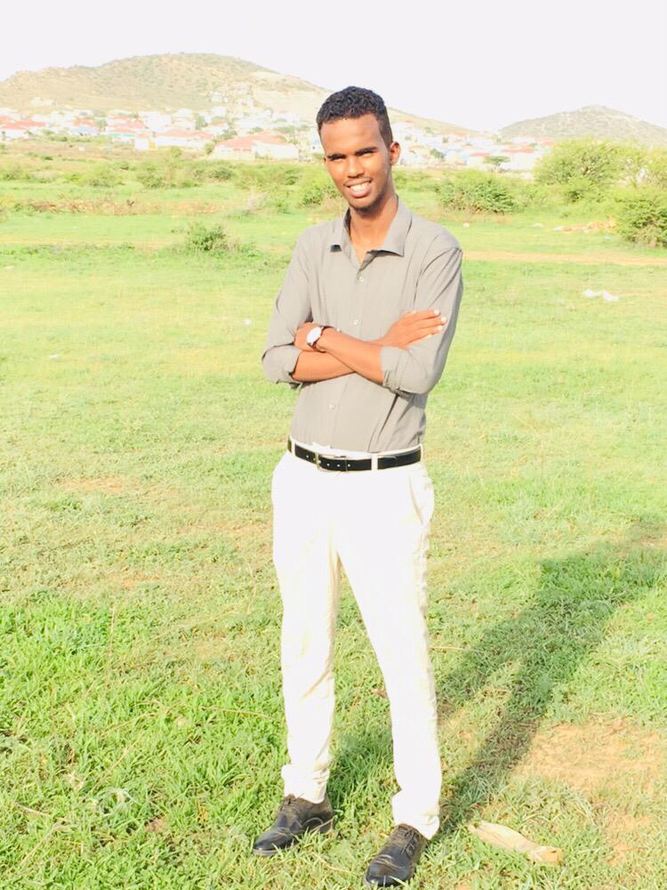 IbrahimMire2's tweet photo. Dhulka hooyo๐๐๐๐
#Boorma
#Somaliland https://t.co/7yHyvmVRBC