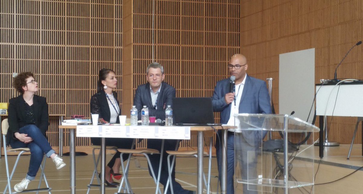 cycylienne's tweet photo. Intervenue ce jour aux côtés de @niconukem et @ericcollard18 pour les #Sdis de la zone ouest. Je remercie @maryca49 le Directeur ainsi que leur équipe #CNFPT #Angers pr la mise en oeuvre de cette jrnée d’actualité  dédiée à la communication des #SIS sur #RéseauxSociaux #JAComSdis https://t.co/Tq466nPFI6