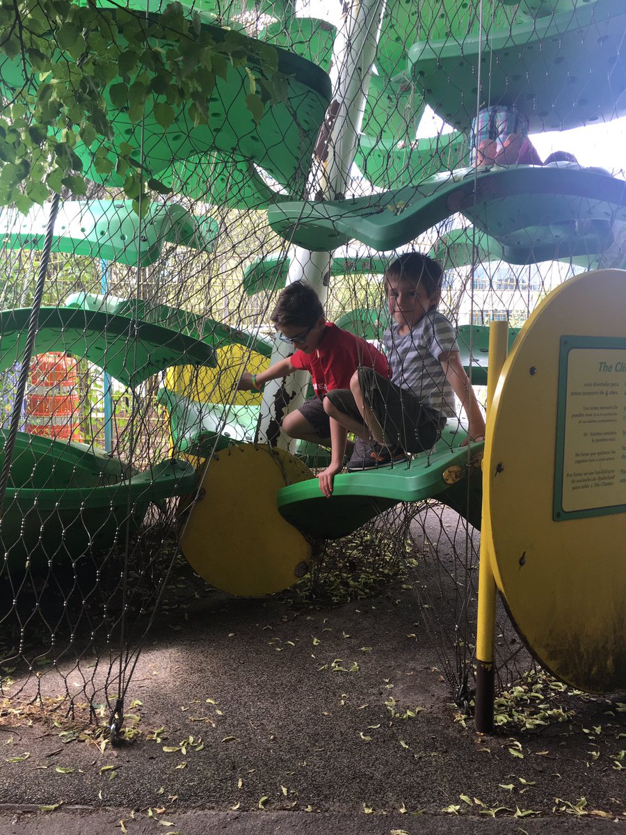 Coyled97's tweet photo. Thank you to the Upton Cultural Council for generously funding our trip to the Providence Children’s Museum!  #memupton #mursd @masscultural https://t.co/OfYZqMcY8H