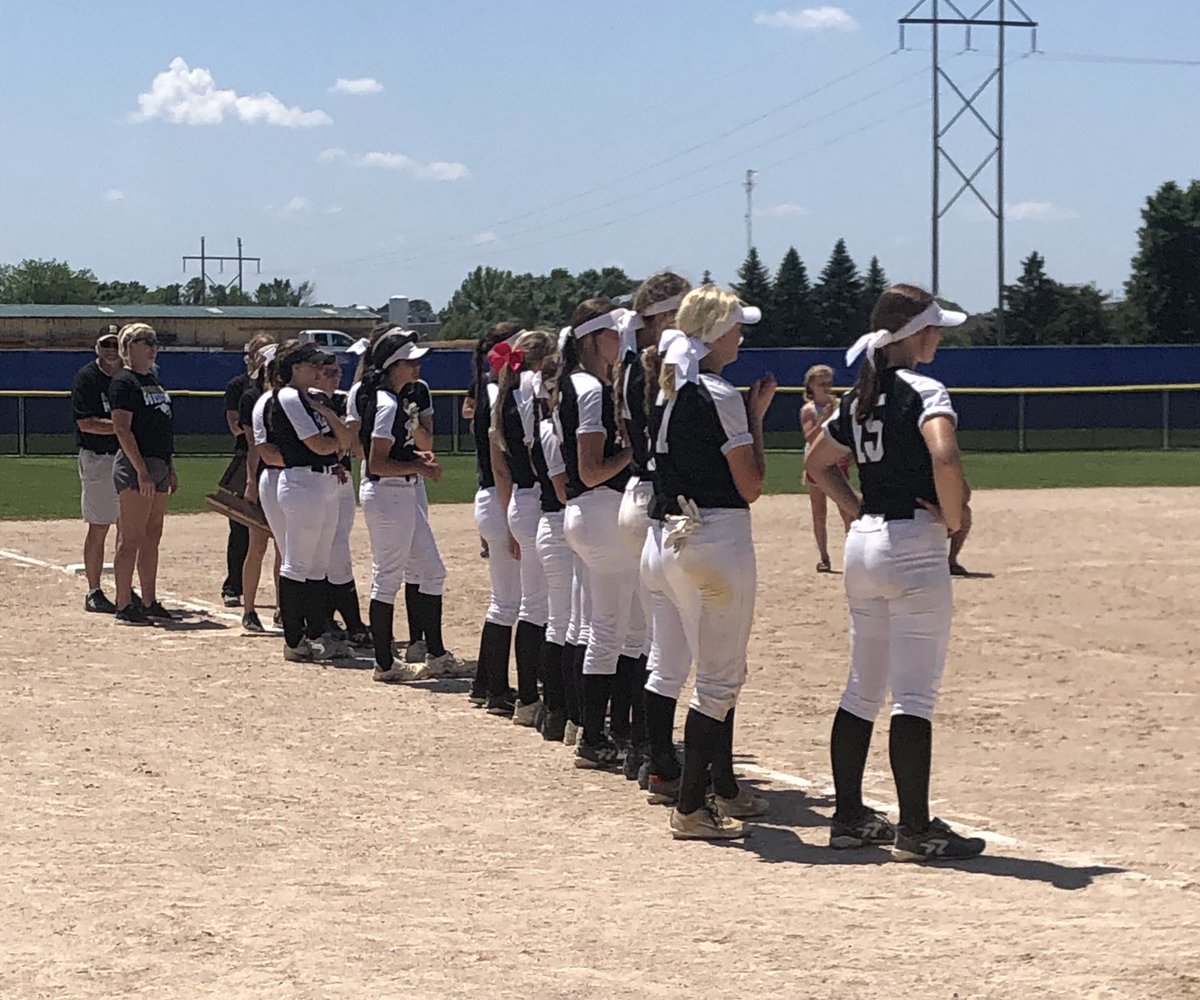 ERHSRaptorsAD's tweet photo. ERHS Softball places 4th at State. Congratulations Lady Raptors!! #ProudAD #OneEastRidge https://t.co/CRaJefT3YS