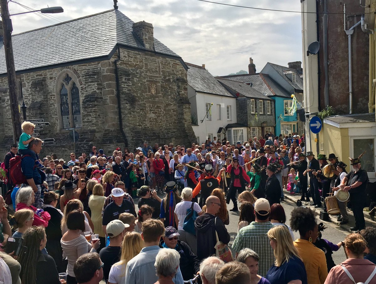 LostFest Opportunities:
We would like LostFest to continue in future years, but we need new people to get involved and gradually take over some of the key roles. If you are interested in helping organise next year's festival, please get in touch by emailing info@lostfest.co.uk.