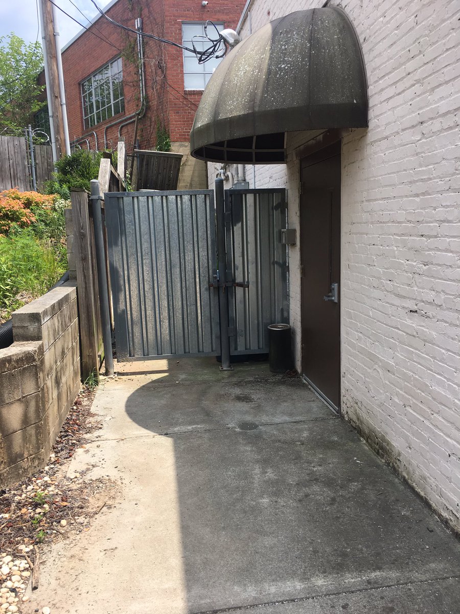 Seems wierd to be taking the jazz band down an alley to an unmarked door. But wait until you see what is on the other side...an amazing facility that created a once-in-lifetime experience for our extraordinary students!!!