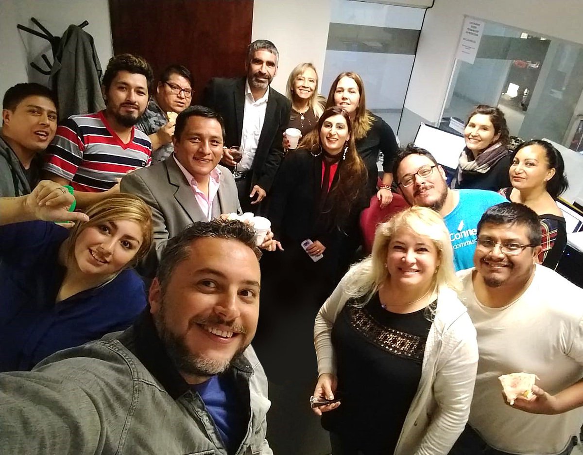 MuniSaltaok's tweet image. #FelizDíaDelPeriodista Desde la @MuniSalta   queremos saludar a parte de NUESTRO GRAN EQUIPO de #Prensa de la subsecretaria de @PrensaSalta  por el gran esfuerzo,compromiso y dedicación en la labor diaria 
¡Feliz #DÍaDelPeriodista!  👏👏👏  #Salta #BuenViernes #PrensaMunicipal