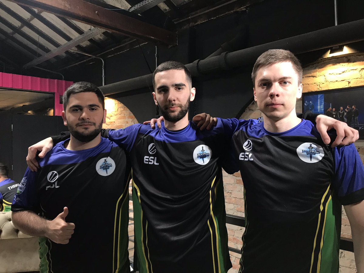 Interview and photo session👊🏽 <a href="/DustTwo_eSports/">DustTwo eSports</a>