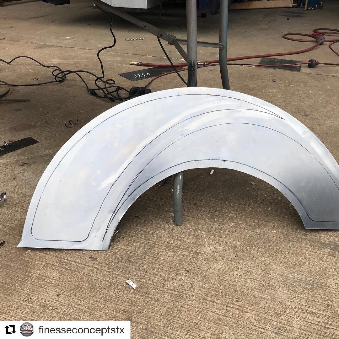 mittler_bros's tweet photo. Some pretty awesome custom tub work coming to us from @finesseconceptstx
.
.
#repost #FinesseConceptsTx #FinesseThis #SheetMetal #BeadRolling #ILoveBeadRolling #DimpleDies #MetalWork #BaggedTrucks #TeamBillet #RamTrucks #Mopar https://t.co/EfVX2ND9Uz