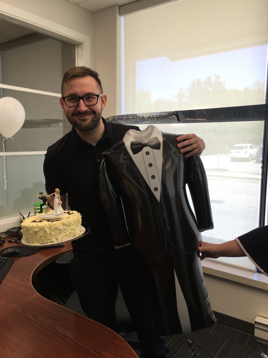 Helendacosta07's tweet photo. Someone is getting married!!! Congratulations Rejjan! Wishing you all the best from your team at Jopling! ⁦@d_ariganello⁩ https://t.co/dCZaQ0l7UH