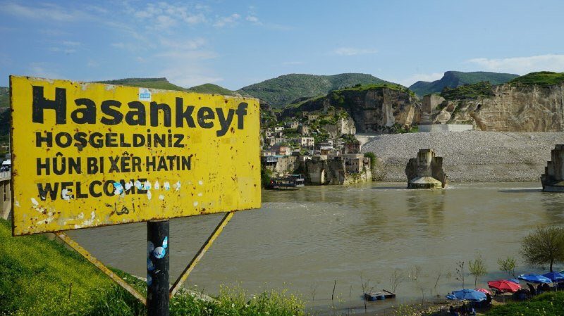 RemziyeTosunHDP's tweet photo. Tarihimiz, kültürümüz, geleceğimiz orada! Hasankeyf’e sahip çık! #HasankeyfİçinGeçDeğil https://t.co/AZ3B6eQiDH