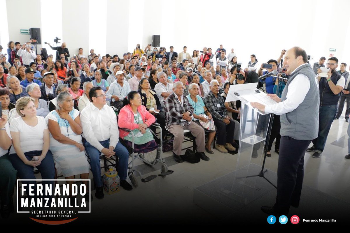 Entregamos 150 visas americanas para reunir a familias poblanas que llevan hasta 40 años sin verse. 

Así, refrendamos nuestro compromiso con la unidad de las familias poblanas y con la idea de construir más puentes entre los pueblos, no barreras.

¡Viva Puebla!

#RaícesDePuebla
