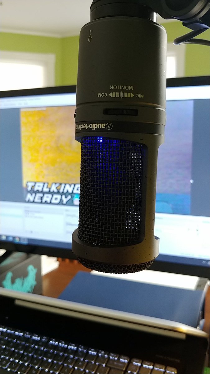 FrostRavenTV's tweet photo. Me thinks that this microphone signals that #TalkingNerdy will be making its return soon. What do all of you lovely #nerdy folks think? https://t.co/kn6WPB3C5s