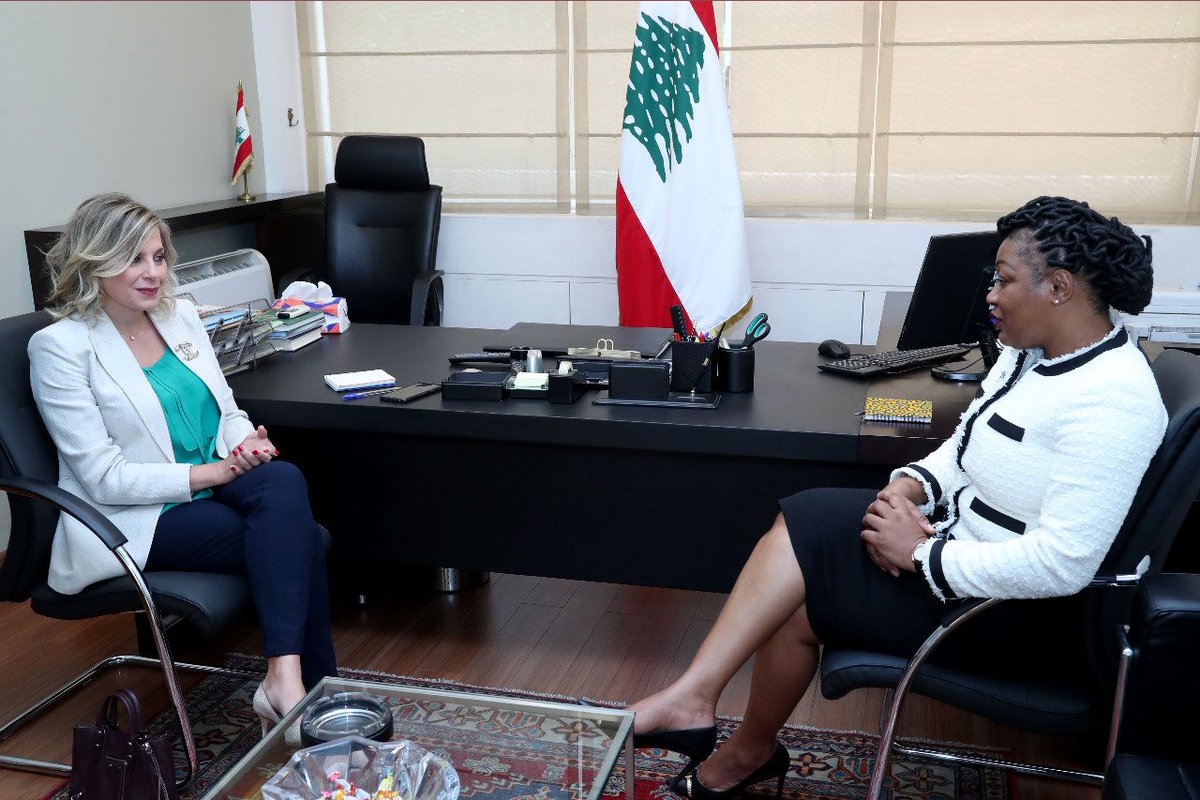 [ Actu Tourisme ].

Cet après-midi, Mme le ministre Marie Rosine ITSANA a échangé avec #ClaudineOun, Assistante Spéciale du Président de la République #libanaise au palais présidentiel.