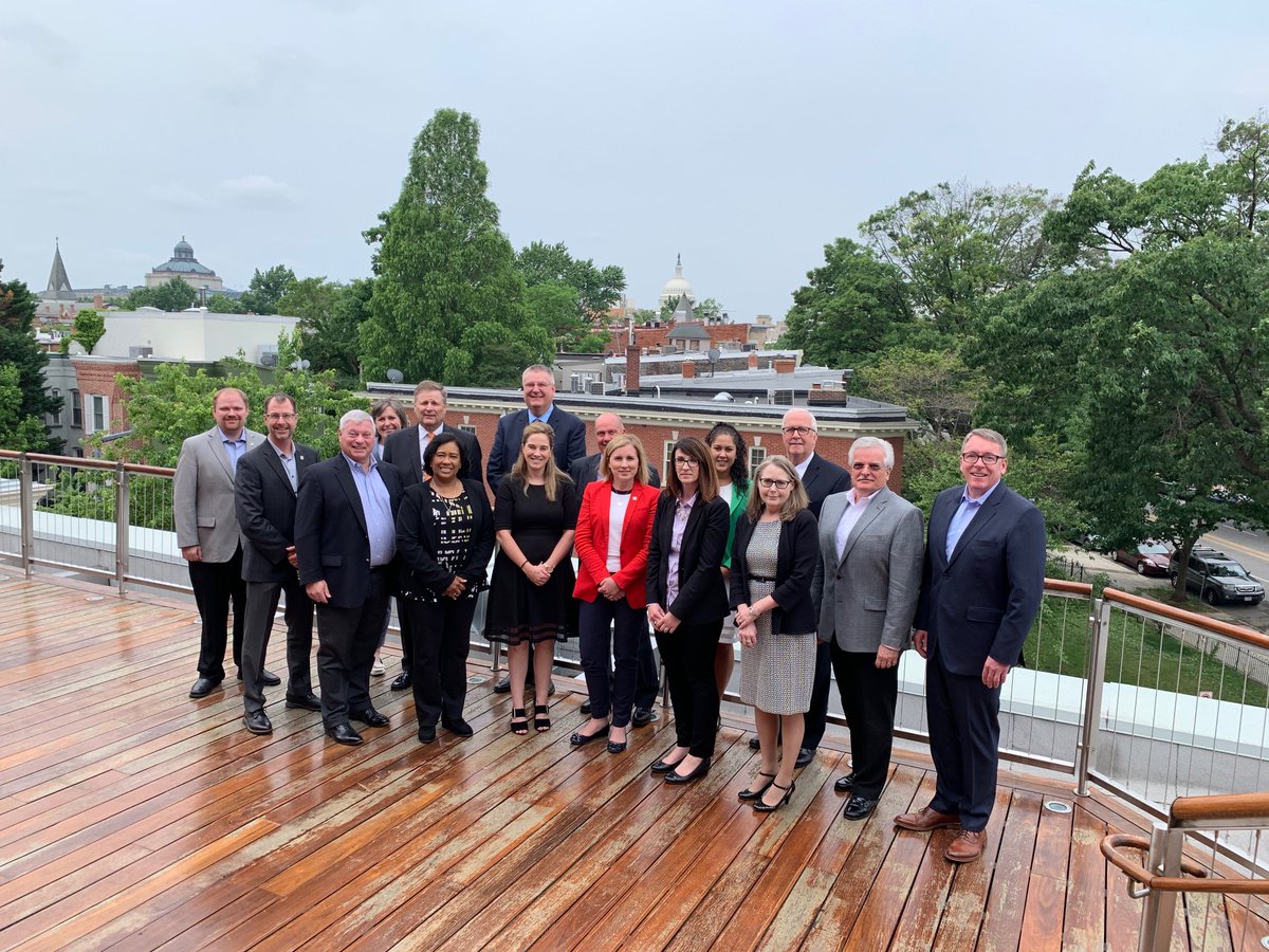 NJCUL's tweet photo. A great group! David and @nfoggie spent a chunk of the day on Wednesday down in Washington meeting with our @TheNCUA Eastern Regional team, including Regional Director Jane Walters. https://t.co/tbM0roc0zl