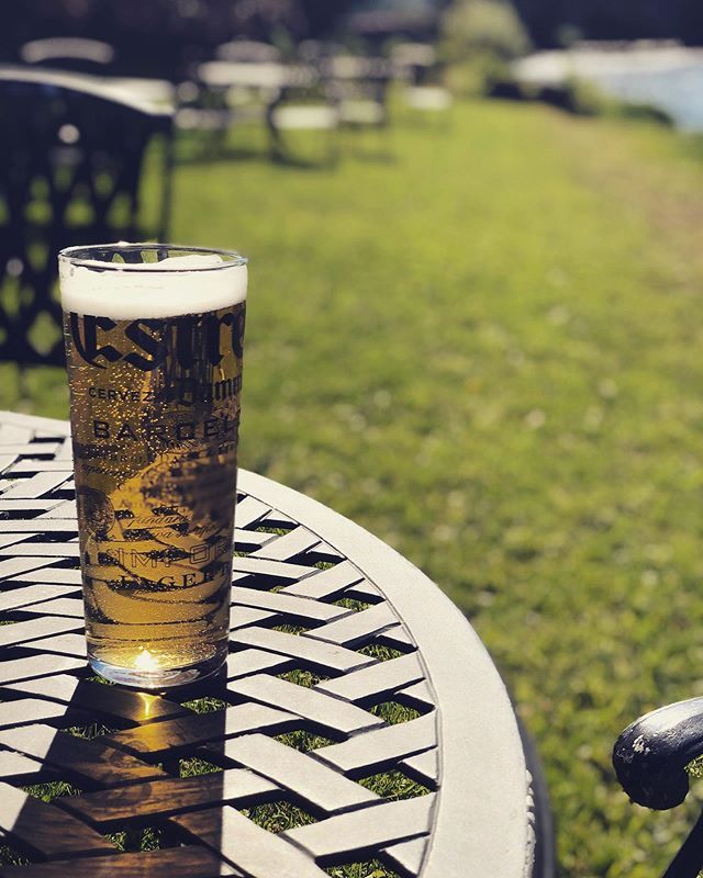 A town hotel but a countryside feel. ✨

#beergarden #hotel #riverside #cockermouth #lakedistrict

📷: jascks_holliday