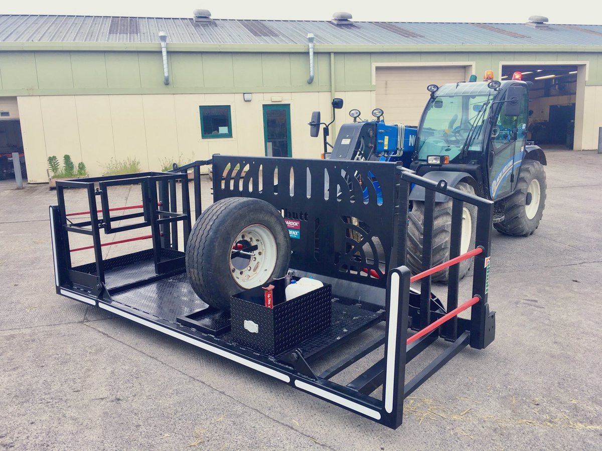 How do you make a'n excellent <a href="/AlbuttLtd/">Albutt Attachments</a> buckrake even better..... 

Well....🙌🏼💁🏻‍♂️

<a href="/AlbuttLtd/">Albutt Attachments</a> feel free to get in touch to discuss this fantastic, multi purpose guard😉

#AgriculturalEngineering #ColegSirGar #GelliAur #AlbuttAttachments