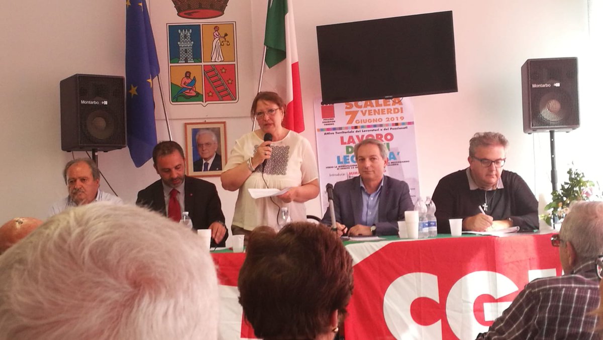MimmaIannello's tweet photo. Scalea 7 Giugno 
Attivo territoriale su #Lavoro #Diritti #Legalità  @cgilpollino @CgilCalabria preparazione #MobilitazioneNazionale @cgilnazionale Cisl Uil sul #Mezzogiorno #ReggioCalabria - #Sabato22giugno https://t.co/rfqXbybwSv