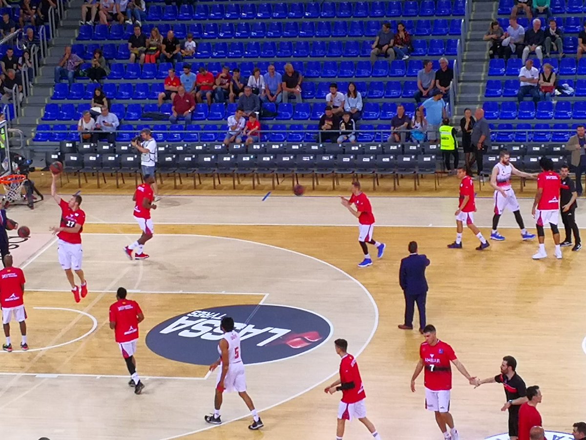 PZaragocistaCat's tweet photo. Aqui estamos!!!! Vamos @BasketZaragoza !!! #VamosT 🦁❤ https://t.co/JPLFsG7ZAv