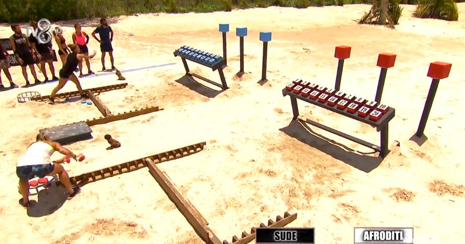 🌴1. DOKUNULMAZLIK OYUNU

Sude 🆚 Afroditi

Sude Burcu kazandı

⚫ Siyah Takım   :  3
⚪ Beyaz Takım  :  0

#Survivor #survivor2019 #SurvivorGr