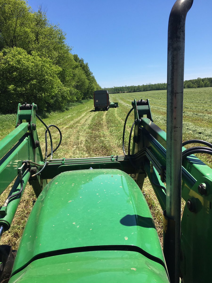 agronomyavocate's tweet photo. Follow the leader #haylage has started! Good moisture! Beautiful weather! Couldn’t be happier. #dairy #farm365 https://t.co/lIgPUljAwQ