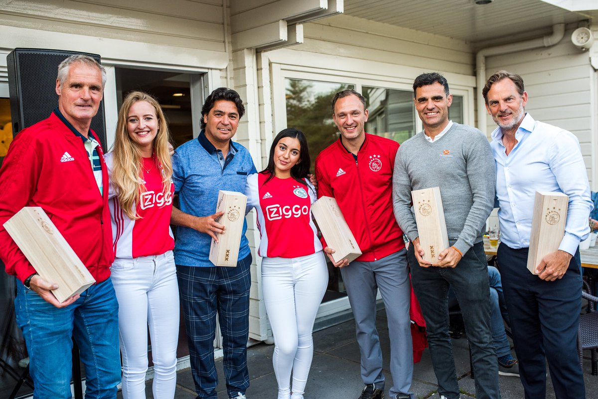 SipkoHans's tweet photo. Blij dat het seizoen erop zit. Kom ik eindelijk eens echt aan werken toe😉⛳️😜. Topdag. #Ajax Business Golf Trophy🏆 https://t.co/TQM4WbJP65