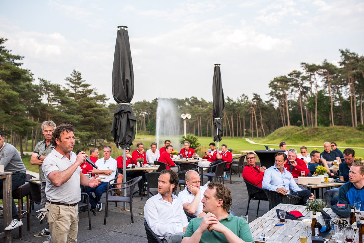 SipkoHans's tweet photo. Blij dat het seizoen erop zit. Kom ik eindelijk eens echt aan werken toe😉⛳️😜. Topdag. #Ajax Business Golf Trophy🏆 https://t.co/TQM4WbJP65