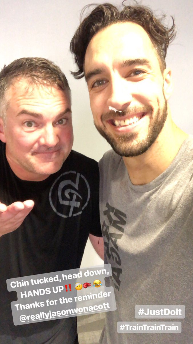 drjasonw's tweet image. Little bloody nose...builds character 😂 🤕🥊🤪
#TrainTrainTrain