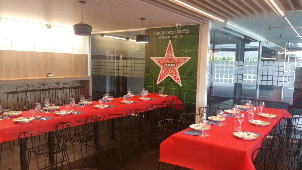 Esconditearena's tweet photo. Mañana último partido el el Sadar , donde @CAOsasuna recibirá el trofeo de campeón de @LaLiga123. Con este motivo, os invitamos al @Esconditearena a probar nuestros gintonics premium y una degustacion gratuita de "Ladrón de Manzanas".Os esperamos en @navarrarena @Heineken_ESCorp https://t.co/AaKLTYDGOo