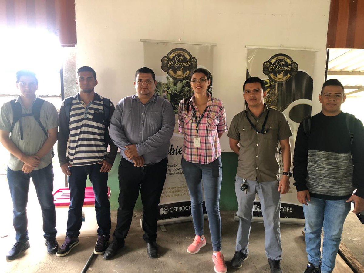 en_mecanica's tweet photo. #Vinculación con la comunidad, en visita técnica a #CEPROCAFÉ, para la realización de proyectos de investigación.
#MecánicaAutomotriz #Senescyt #OFERTAACADÉMICA #MATRÍCULAS #ITSLAM #Período2019 🏎🏍🚑🚗🚕 @Itsluisarboleda @MarcelaNazaren3 https://t.co/NLQYAJXH5M
