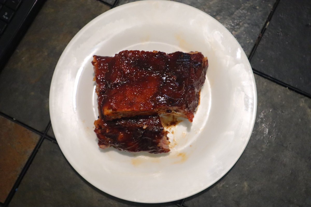 KitchenVig's tweet photo. The HeadBand Chef went all in...
Garlic BBQ Baby Back Ribs 🍴😋👨‍🍳
Homemade! Without a Smoker😱 Better than your favorite smokehouse 🤫😂💯 https://t.co/B7Z9FDtq2A
