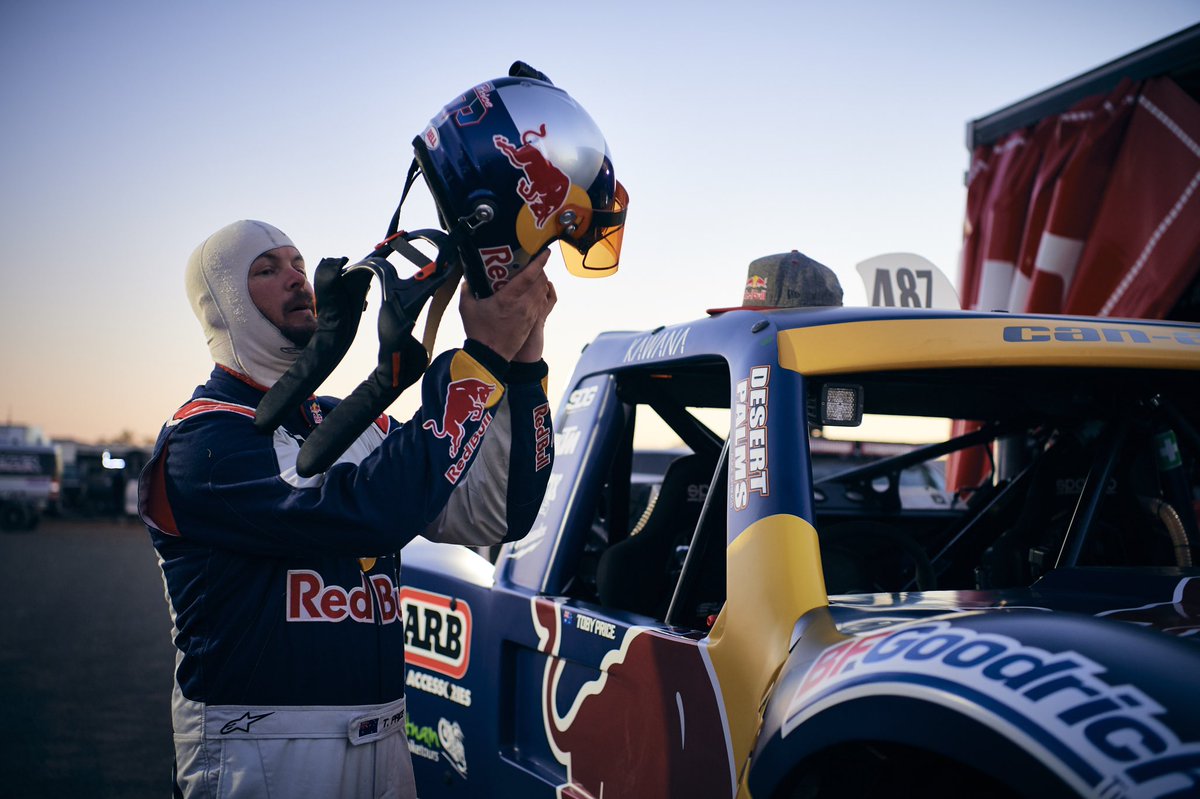 tobyprice87's tweet image. Time to suit up and roll out for Prologue, wish me luck legends! 🤘🏻