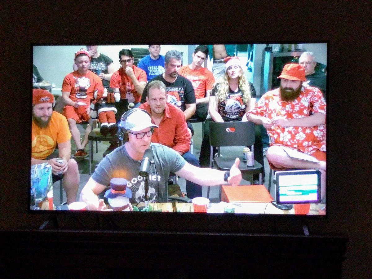 bethc729's tweet image. Watching tonight's @BigOandDukes #ChristmasInJune episode on @Twitch. @TotalZackWard is an outstanding guest!!! Merry Christmas, Horde! #LLTH