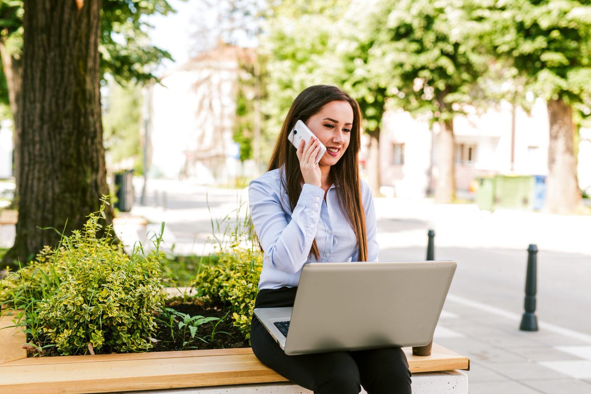 plantscapersoc's tweet photo. "Outdoor workspaces aren’t just aesthetically pleasing but affect you mentally and physically too." Read more >>> (link: https://t.co/VhX2hVgEof) https://t.co/J24lVdr2oe…

#bringnatureindoors #biophilia #livingplants #getoutside #interiordesign #architecture #greencities https://t.co/wrMjfiiNYS