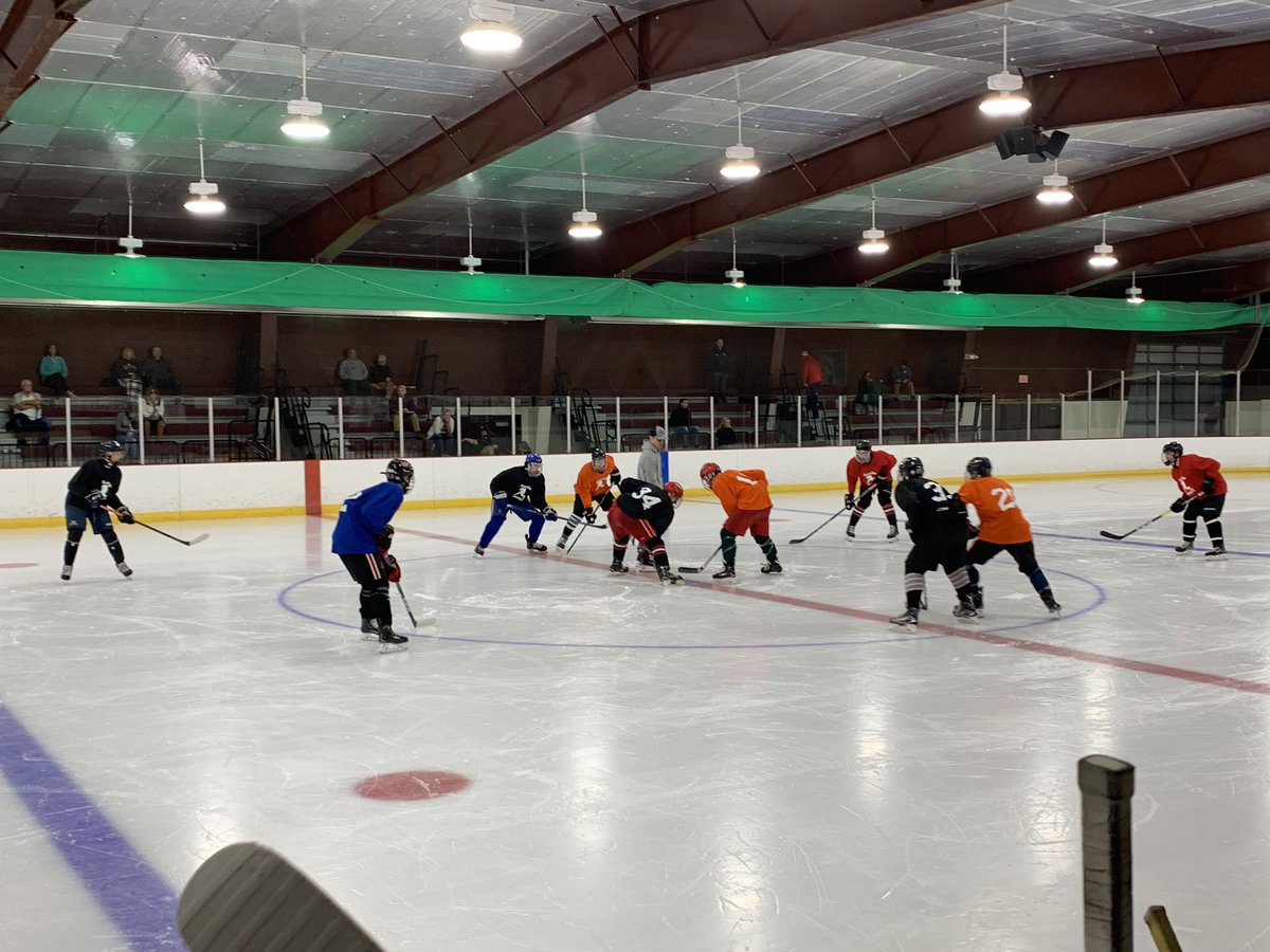 SaltCityPros's tweet photo. Great first night of SCP Syracuse! Team Blue / Black with the 7-2 win in Game #1. Back at it tomorrow! https://t.co/GP3ex4M48V