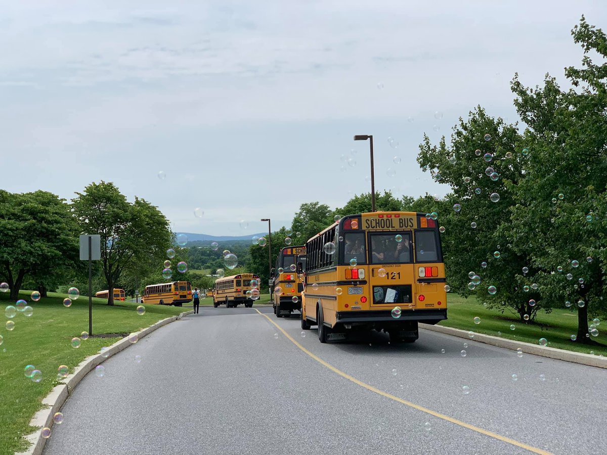 CVSDnews's tweet photo. ☀️ SCHOOL’S OUT FOR THE SUMMER! ☀️ Enjoy your well-deserved summer break! But please know that we truly can’t wait to see you on August 19, 2019, for our first day of school. 😉 #TheyDidItAgain #weWILLmissyou #ItsAllinFun @EagleViewMS @WC_WolfPack https://t.co/iykmcZFYah